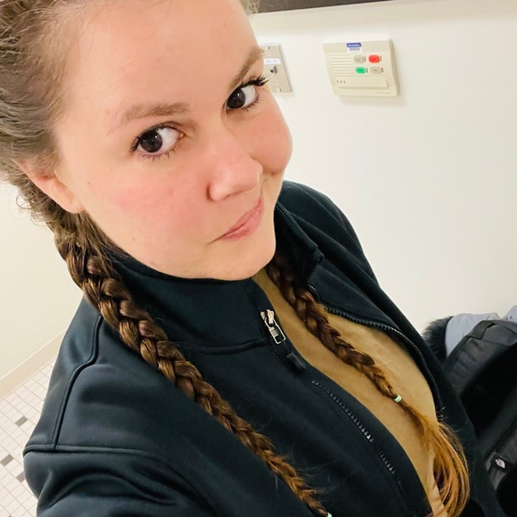 Meet your Posher, Robin - Picture 1 of 1